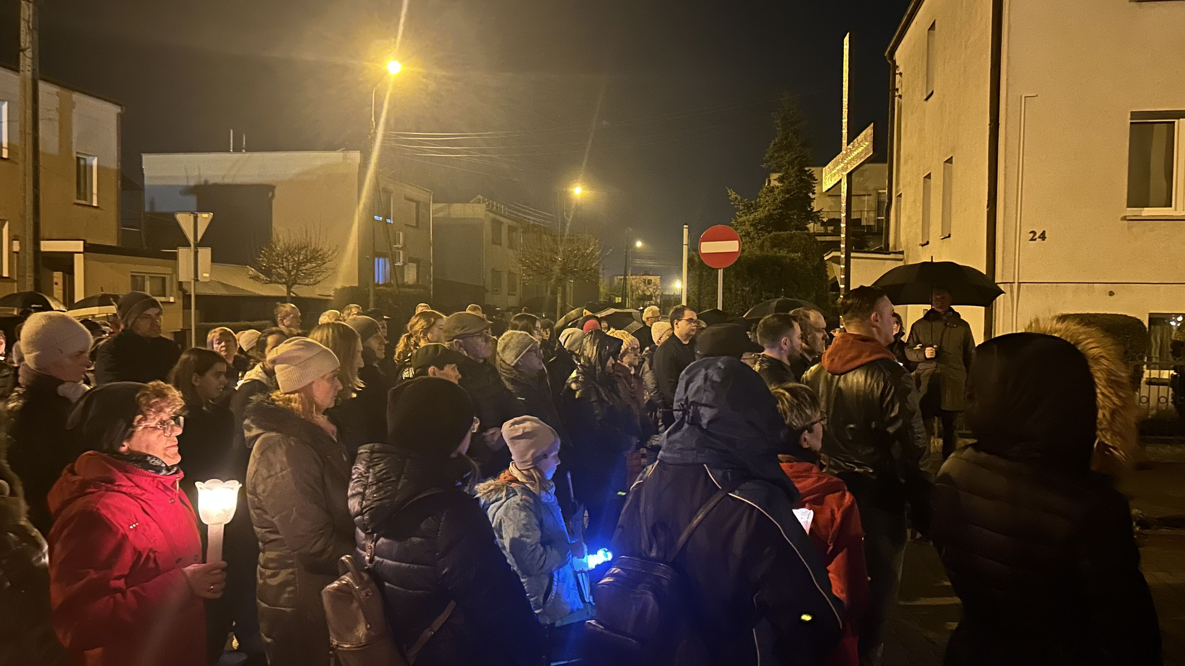 Droga Krzyżowa ulicami osiedla 2024