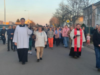 Droga krzyżowa ulicami parafii 2025